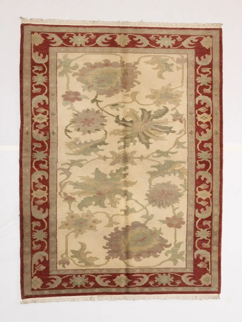New Persian Agra Carpet 195x133